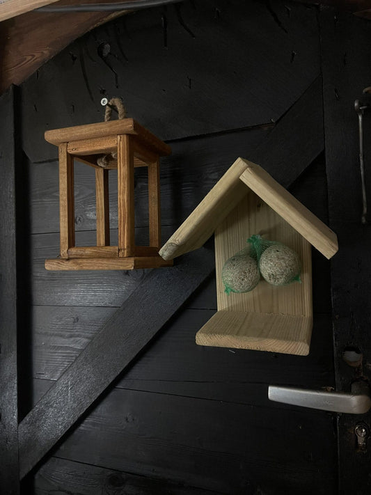Houttan Houten Lantaarn & Voederhuisje