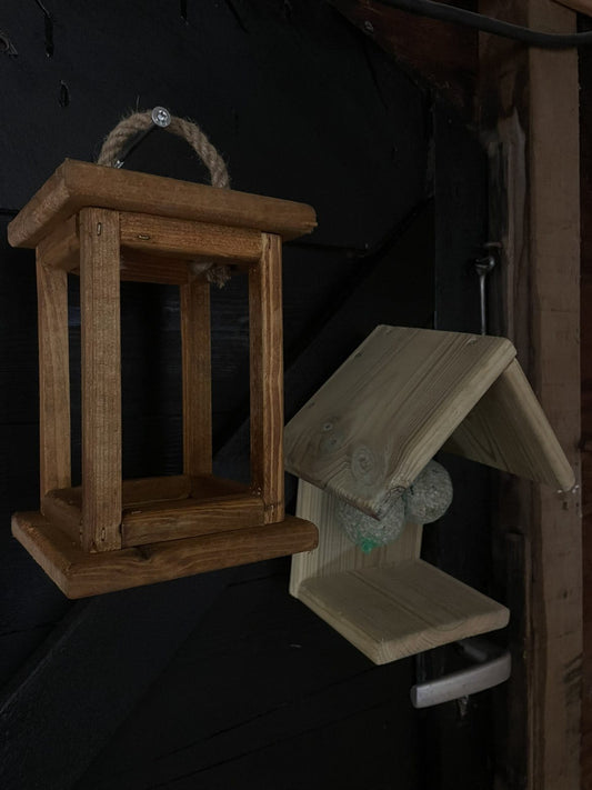 Houttan Houten Lantaarn & Voederhuisje